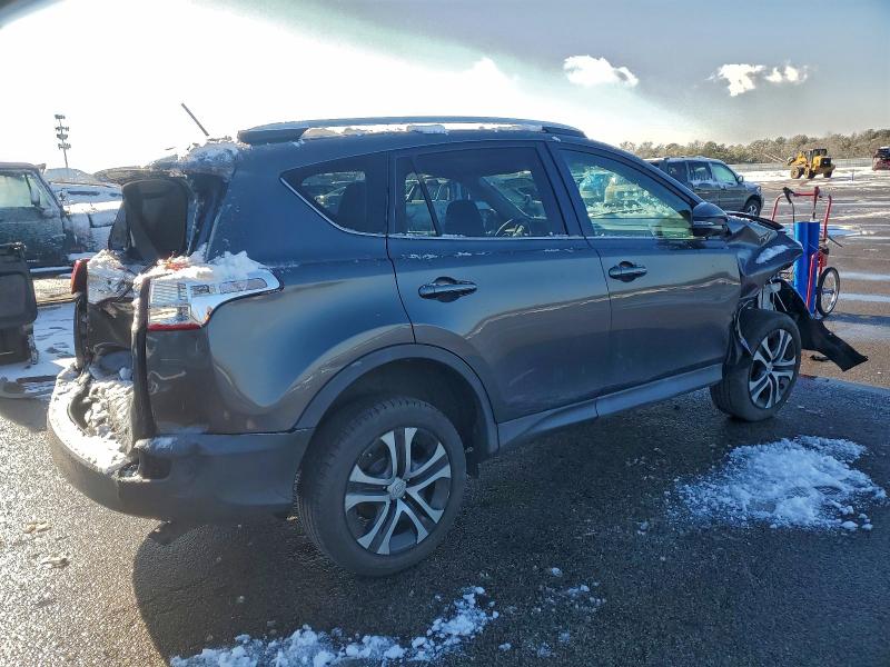 Фото 3 - TOYOTA RAV4