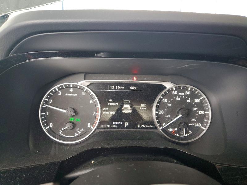 Фото 9 - NISSAN PATHFINDER