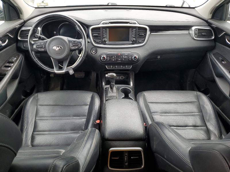 Фото 8 - KIA SORENTO