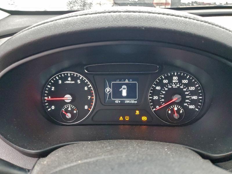 Фото 9 - KIA SORENTO