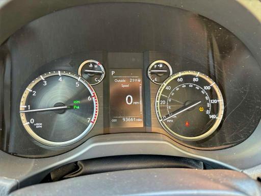 Фото 7 - LEXUS GX