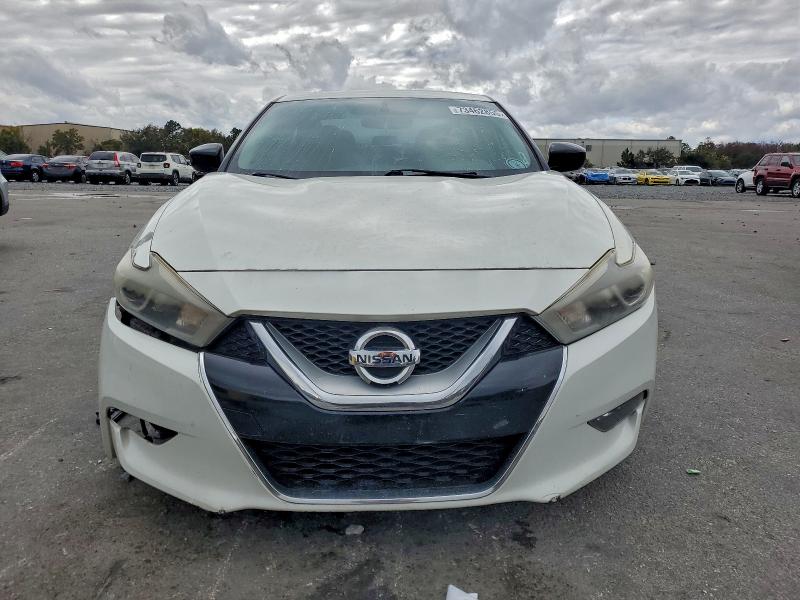 Фото 5 - NISSAN MAXIMA