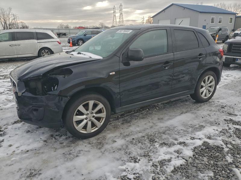 Фото 1 - MITSUBISHI OUTLANDER