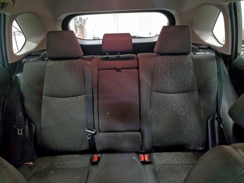 Фото 10 - TOYOTA RAV4