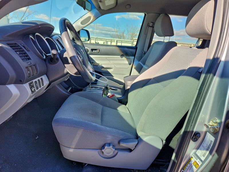 Фото 7 - TOYOTA TACOMA