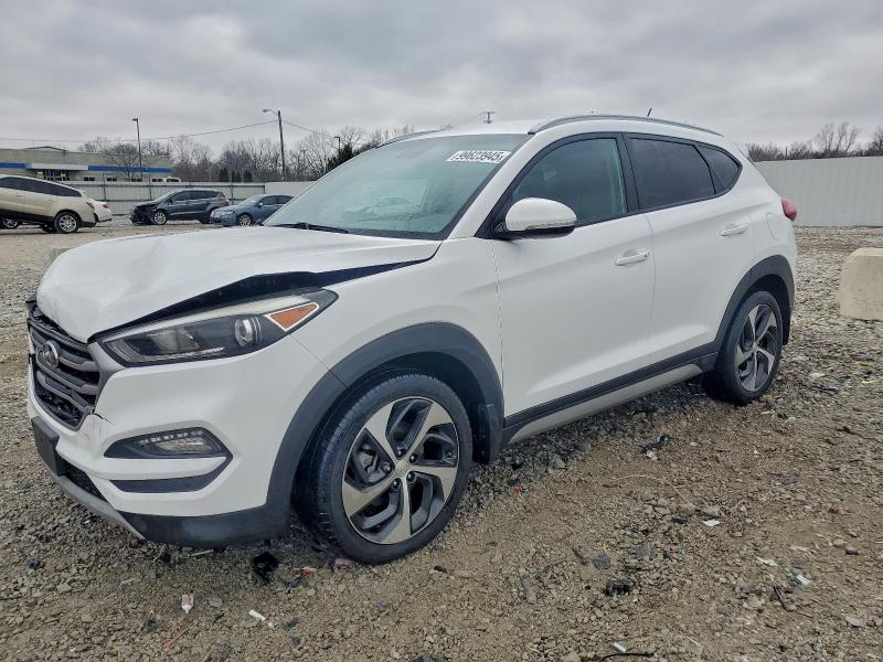 Фото 1 - HYUNDAI TUCSON