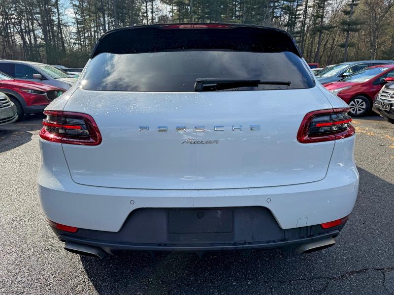 Фото 13 - PORSCHE MACAN