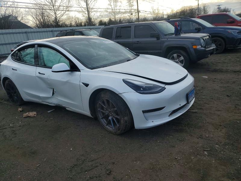 Фото 4 - TESLA MODEL 3