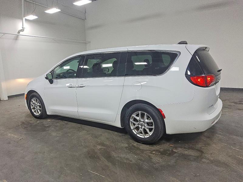 Фото 2 - CHRYSLER MINIVAN