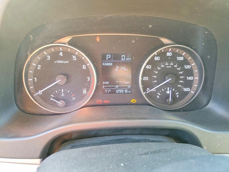 Фото 9 - HYUNDAI ELANTRA