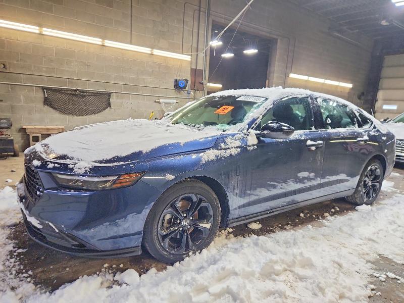 Фото 1 - HONDA ACCORD