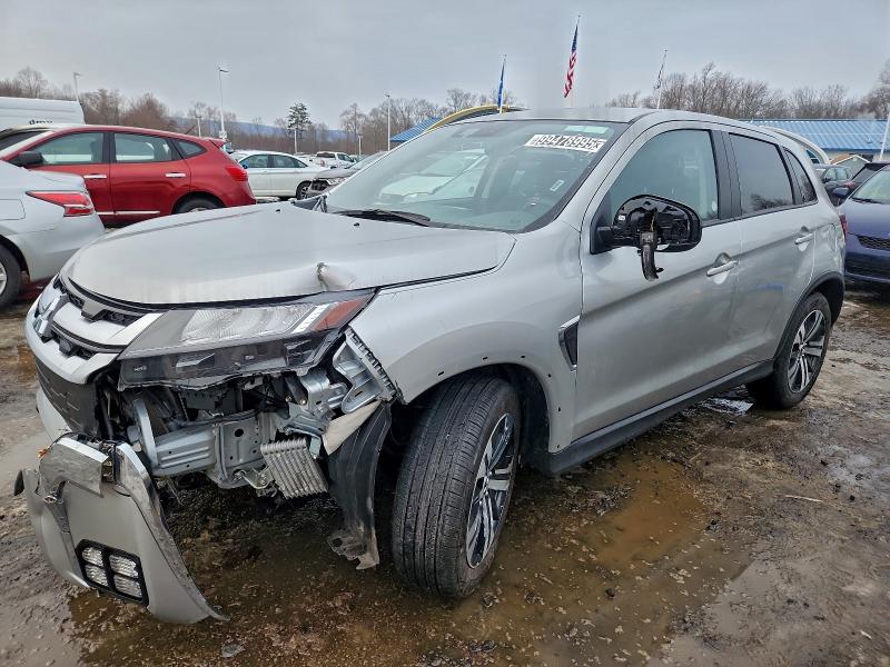 Фото 1 - MITSUBISHI OUTLANDER