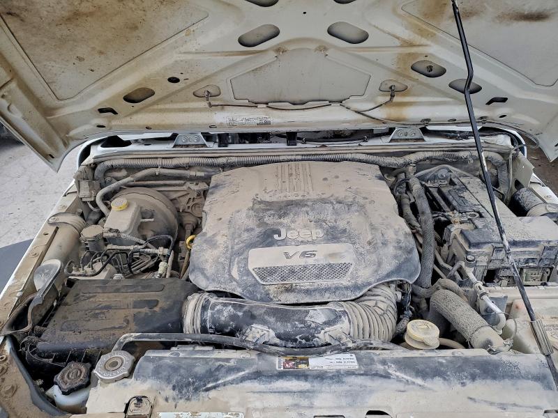 Фото 12 - JEEP WRANGLER