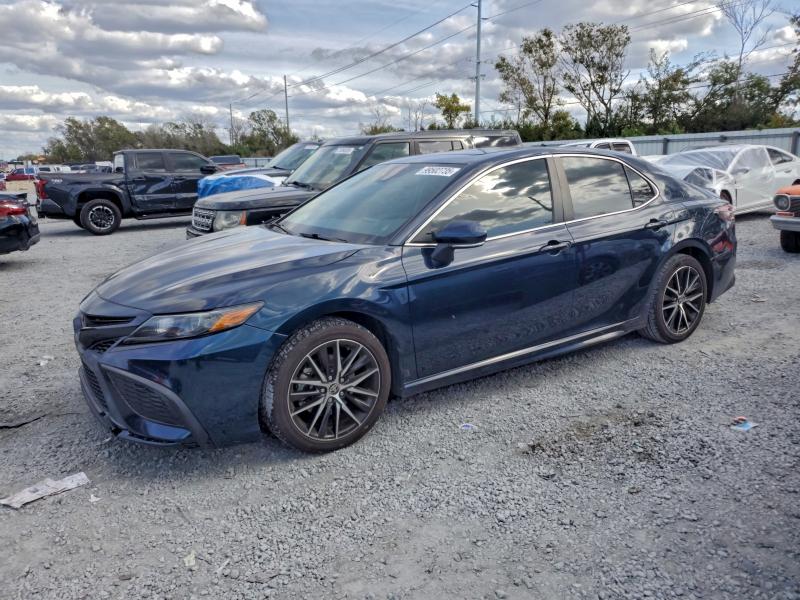 Фото 1 - TOYOTA CAMRY