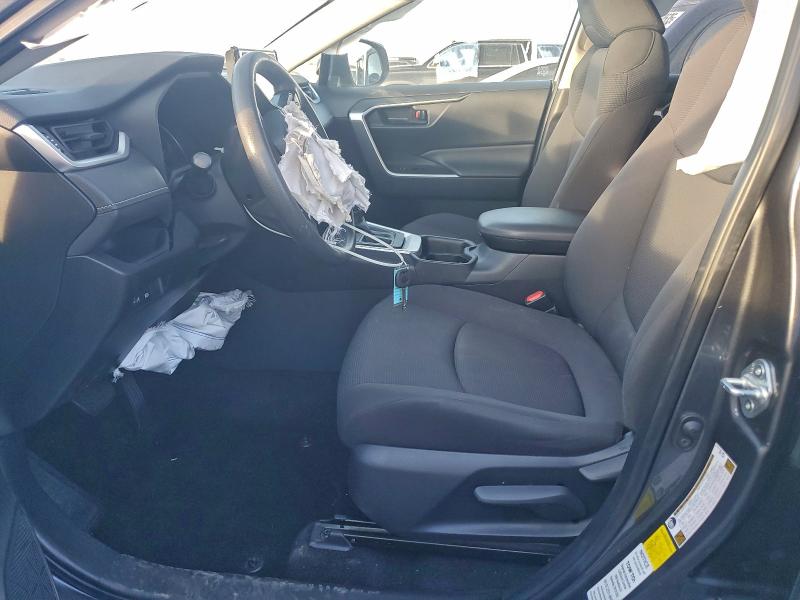 Фото 7 - TOYOTA RAV4