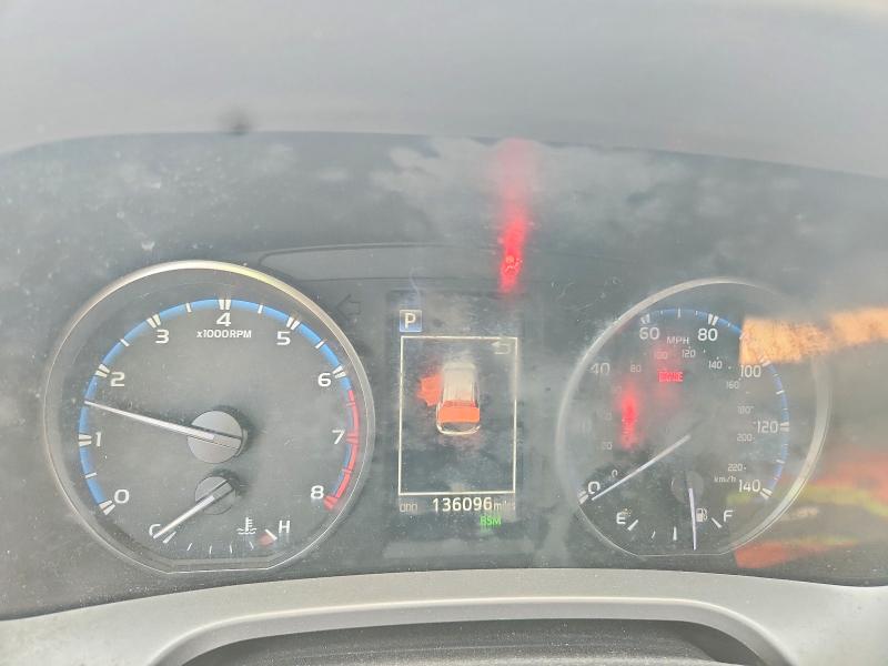 Фото 9 - TOYOTA RAV4