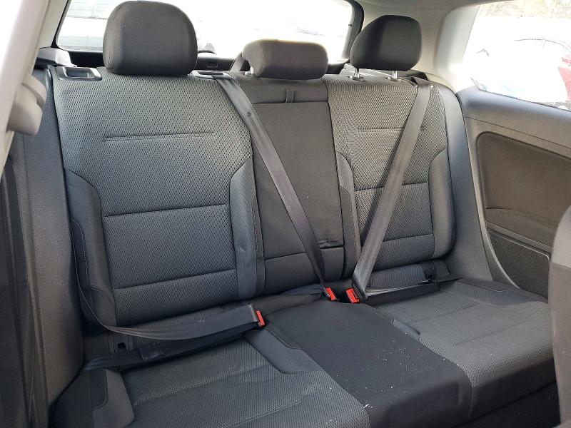 Фото 10 - VOLKSWAGEN GOLF