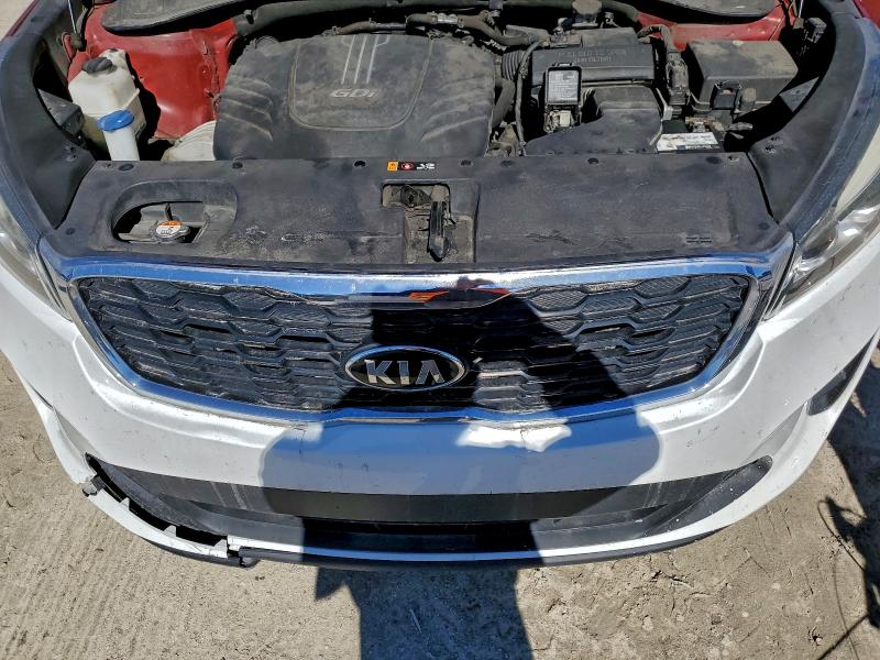 Фото 7 - KIA SORENTO