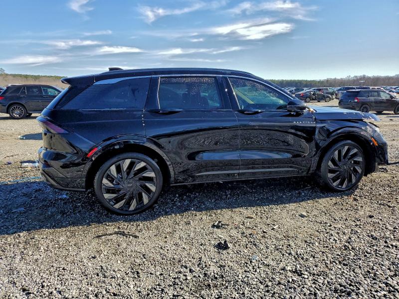 Фото 3 - LINCOLN NAUTILUS