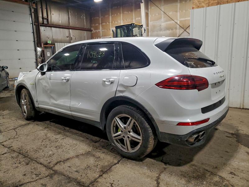 Фото 2 - PORSCHE CAYENNE