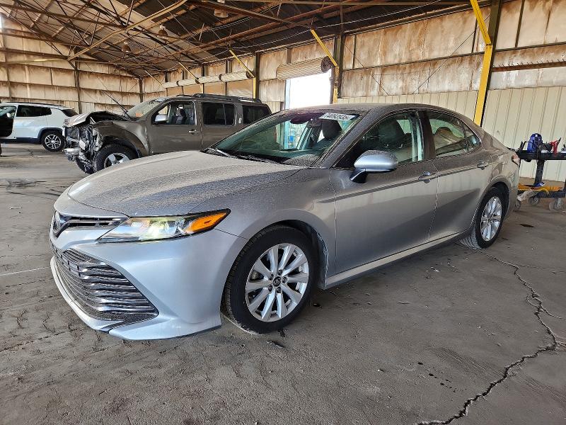 Фото 1 - TOYOTA CAMRY