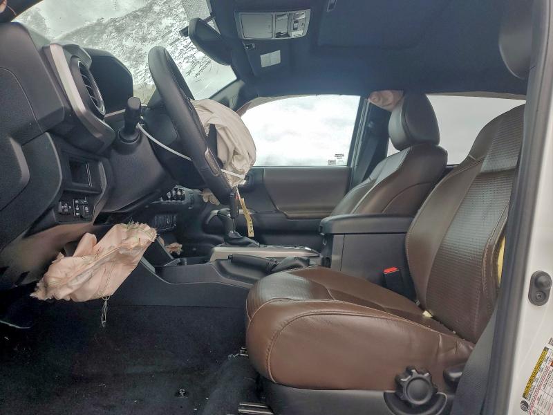 Фото 7 - TOYOTA TACOMA