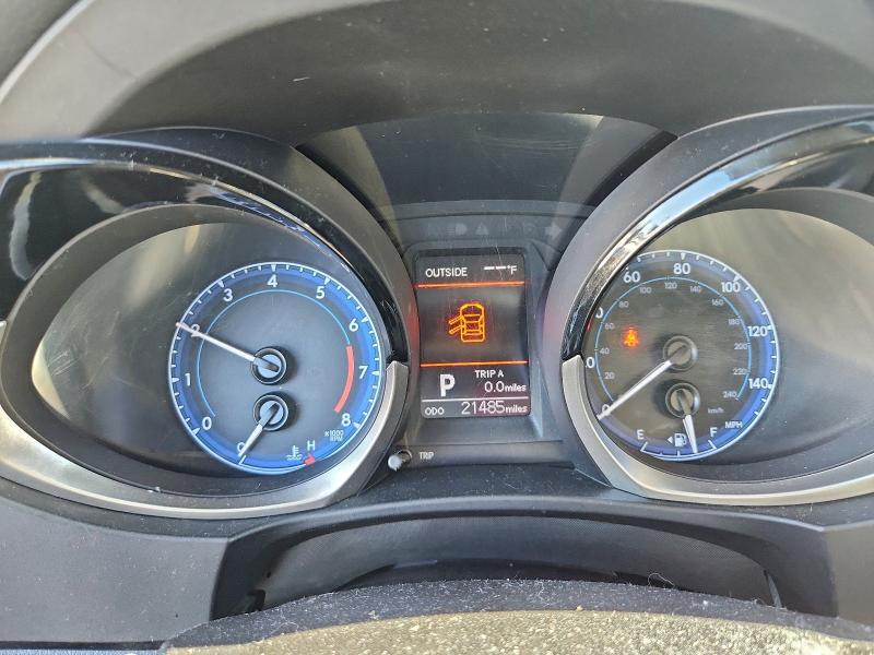 Фото 9 - TOYOTA COROLLA