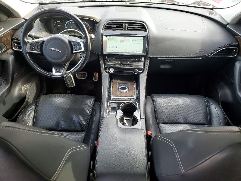 Фото 8 - JAGUAR F-PACE