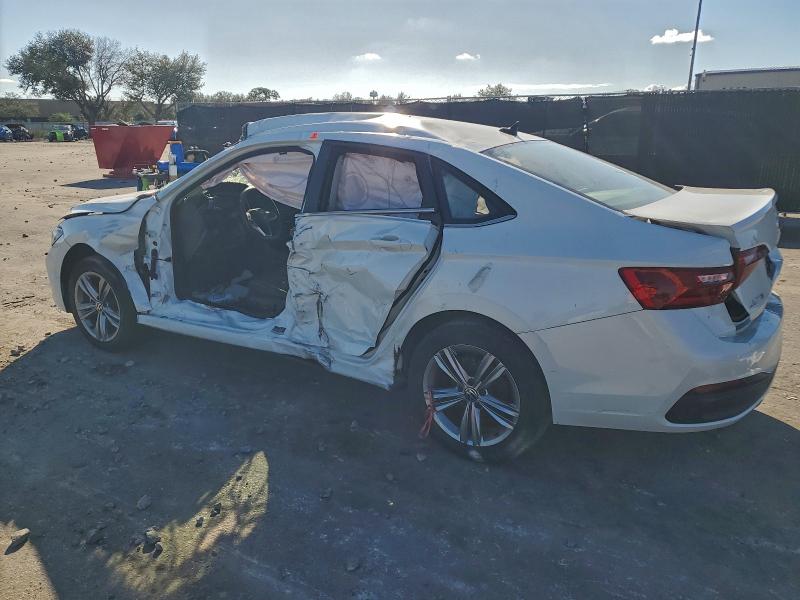 Фото 2 - VOLKSWAGEN JETTA