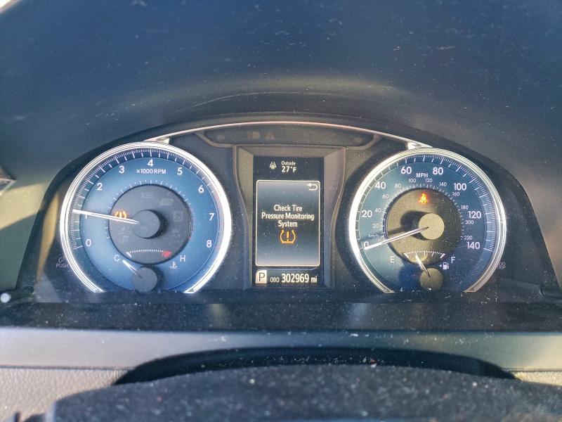 Фото 9 - TOYOTA CAMRY