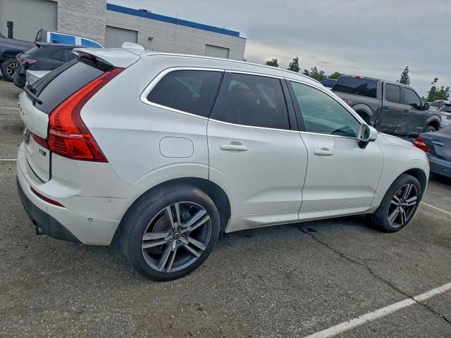 Фото 3 - VOLVO XC60