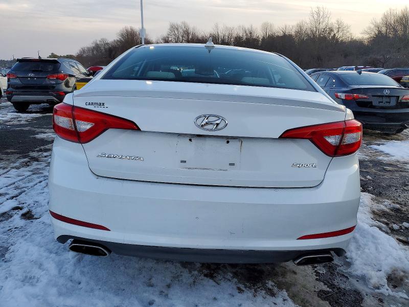 Фото 6 - HYUNDAI SONATA