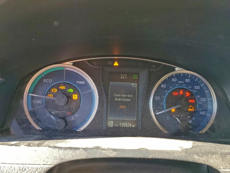 Фото 9 - TOYOTA CAMRY