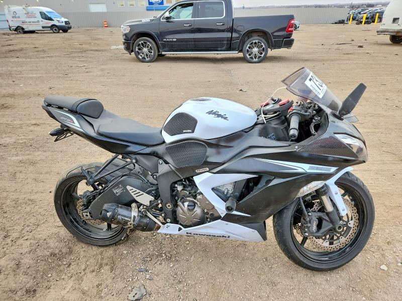 Фото 1 - KAWASAKI NINJA 600