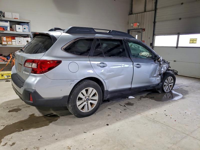 Фото 3 - SUBARU OUTBACK