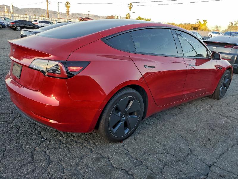 Фото 3 - TESLA MODEL 3
