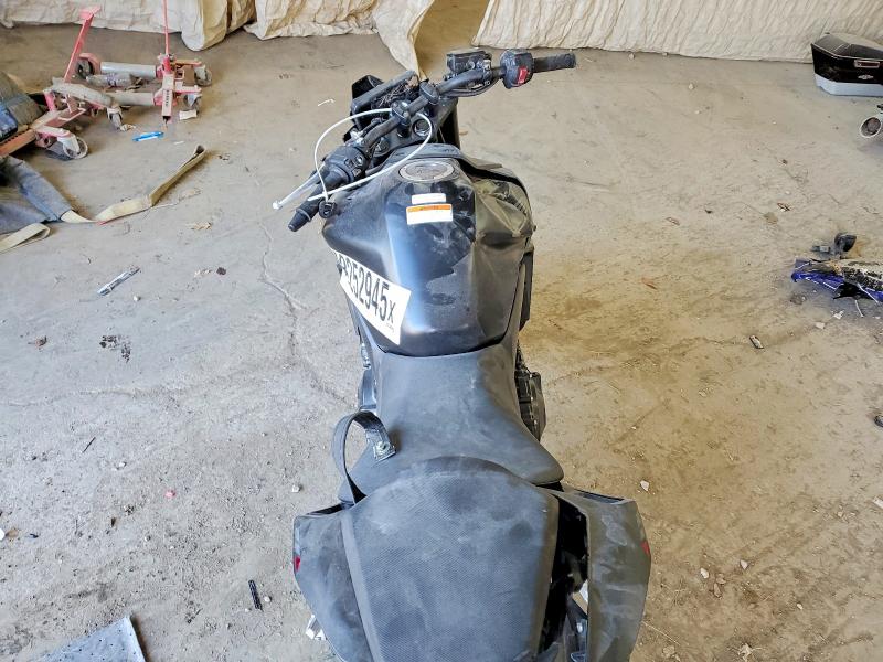 HONDA CB750 A 2025 VIN JH2RH2403SK001048