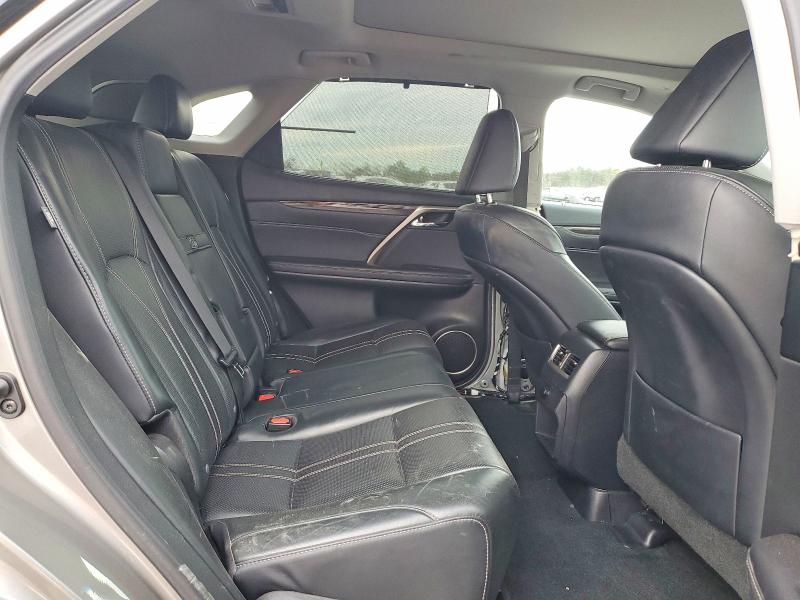 Фото 11 - LEXUS RX350