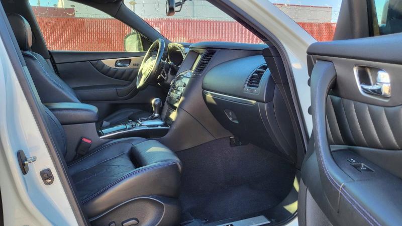 INFINITI QX70 2017 VIN JN8CS1MW2HM411677