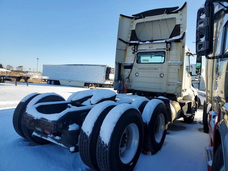 Фото 4 - VOLVO All Models