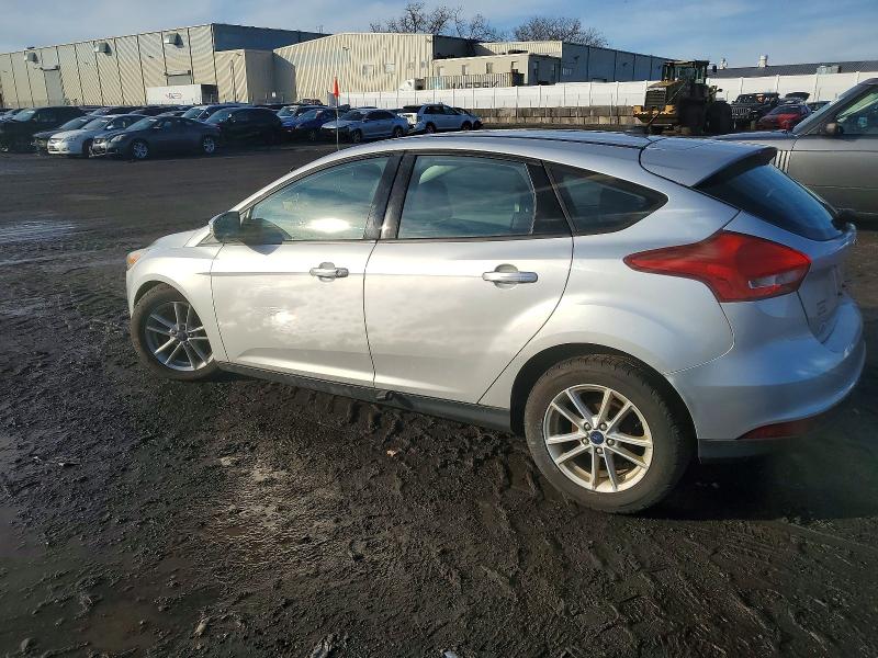 Фото 2 - FORD FOCUS