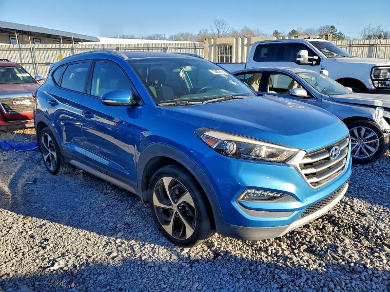 Фото 4 - HYUNDAI TUCSON