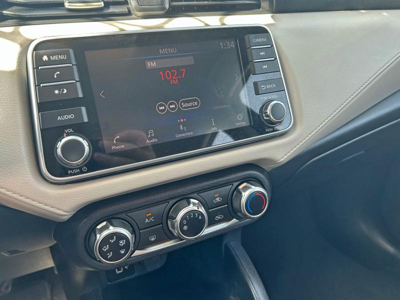 Фото 11 - NISSAN VERSA