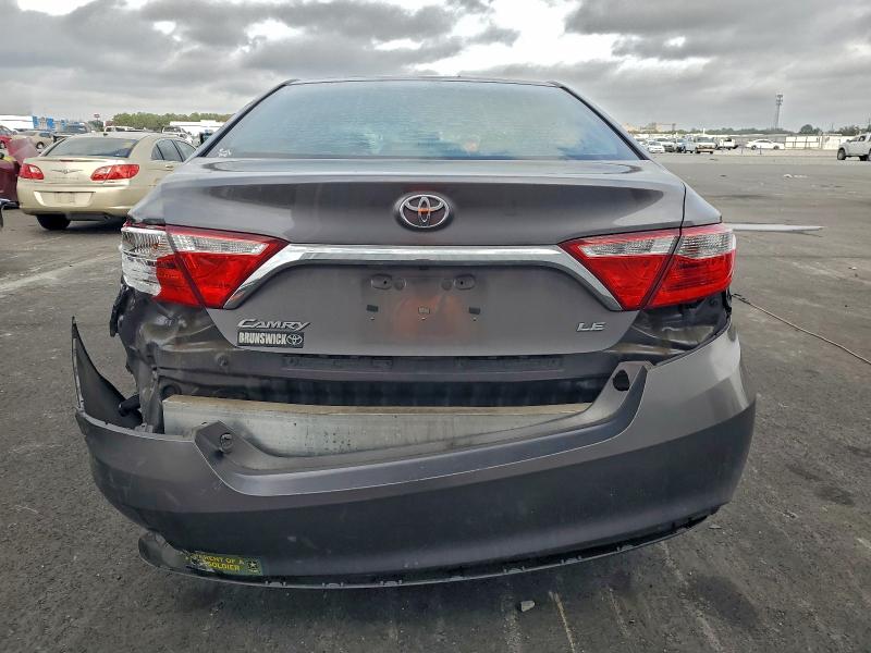 Фото 6 - TOYOTA CAMRY