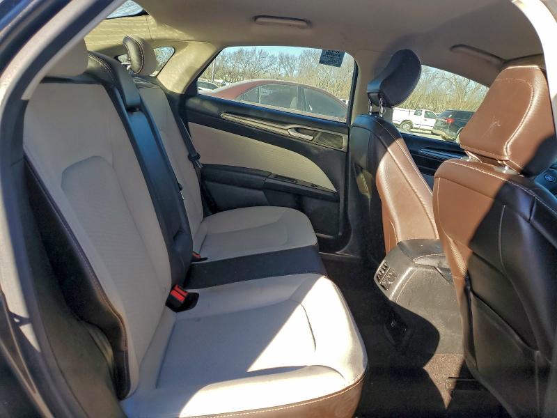 Фото 10 - FORD FUSION