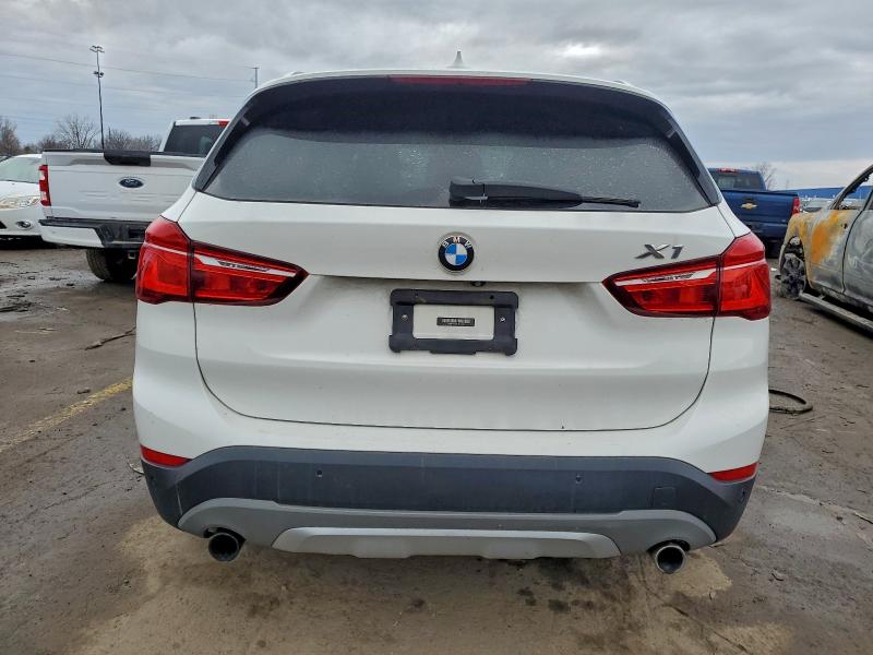 Фото 6 - BMW X1