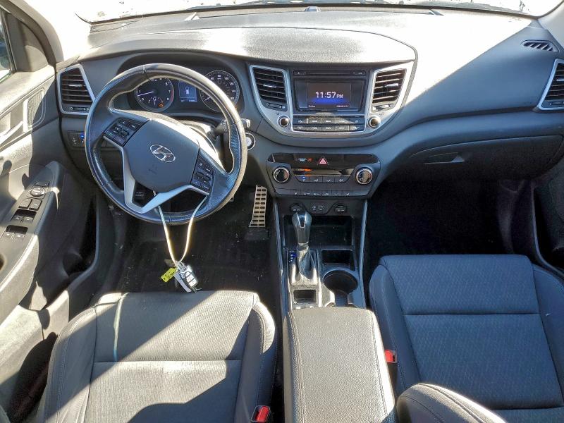 Фото 8 - HYUNDAI TUCSON