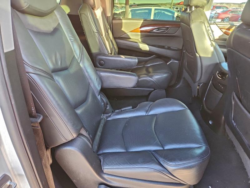 Фото 11 - CADILLAC ESCALADE