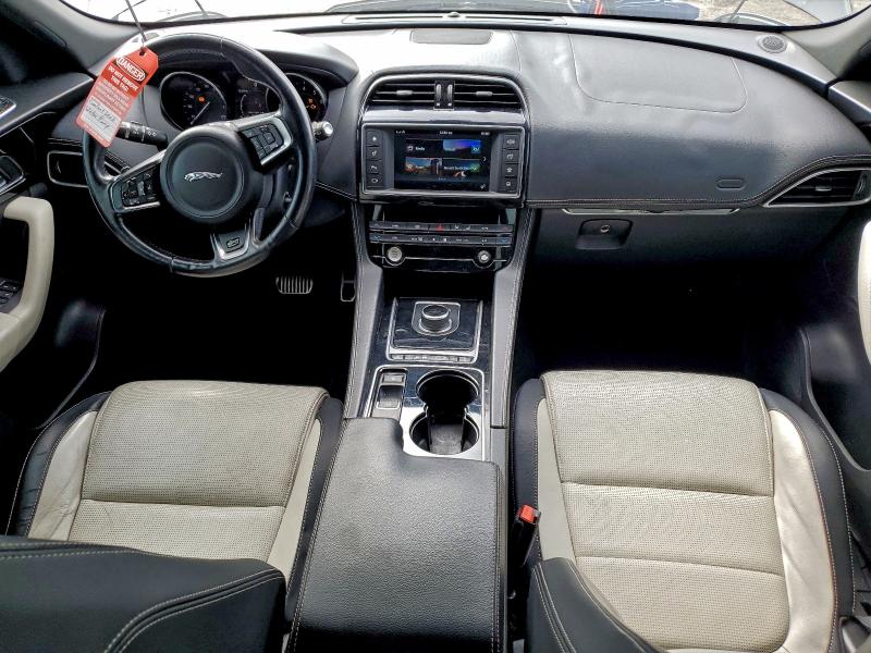 Фото 8 - JAGUAR F-PACE