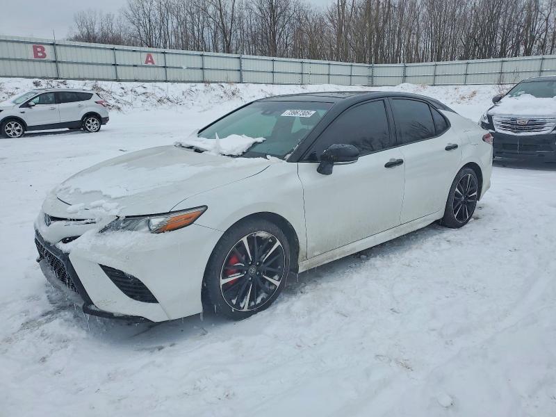 Фото 1 - TOYOTA CAMRY